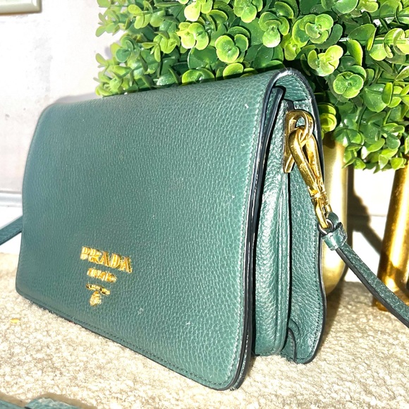 ✨Prada Dual Strap bag - Picture 7 of 16